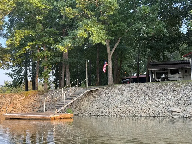 261 Lakeview Dr, Bath Springs, TN 38311