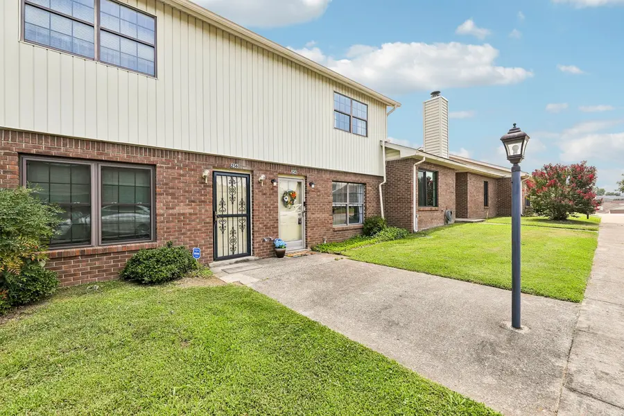 254 Mayflower Ln #N, Madison, TN 37115