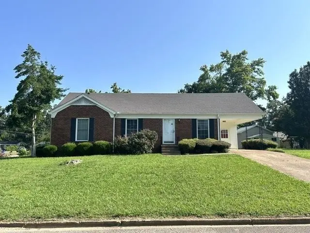 15 PINE ST, Savannah, TN 38372