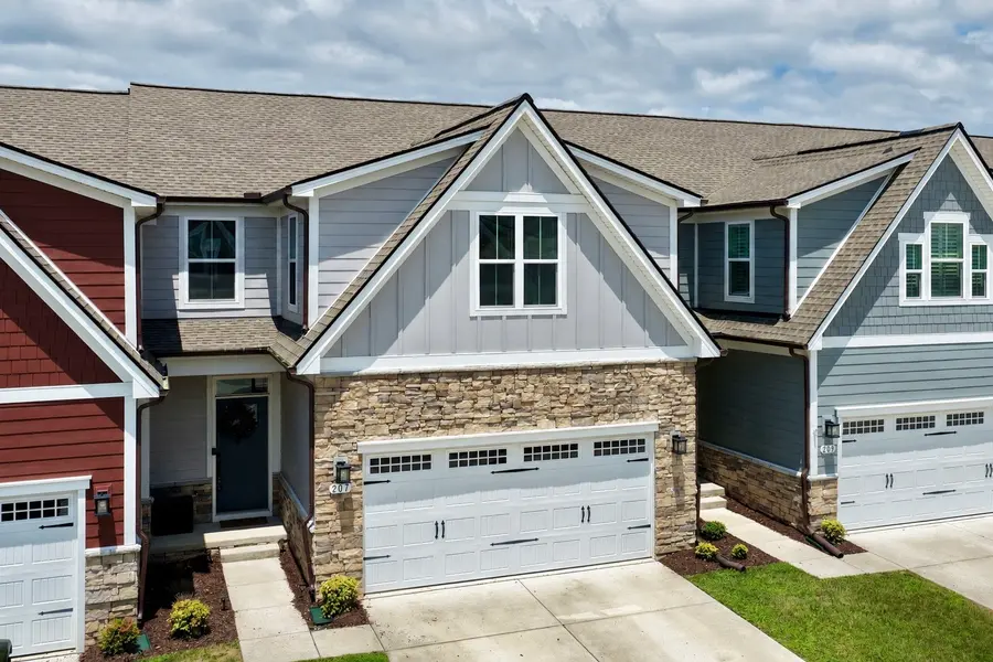 207 Pitchfork Way, Gallatin, TN 37066