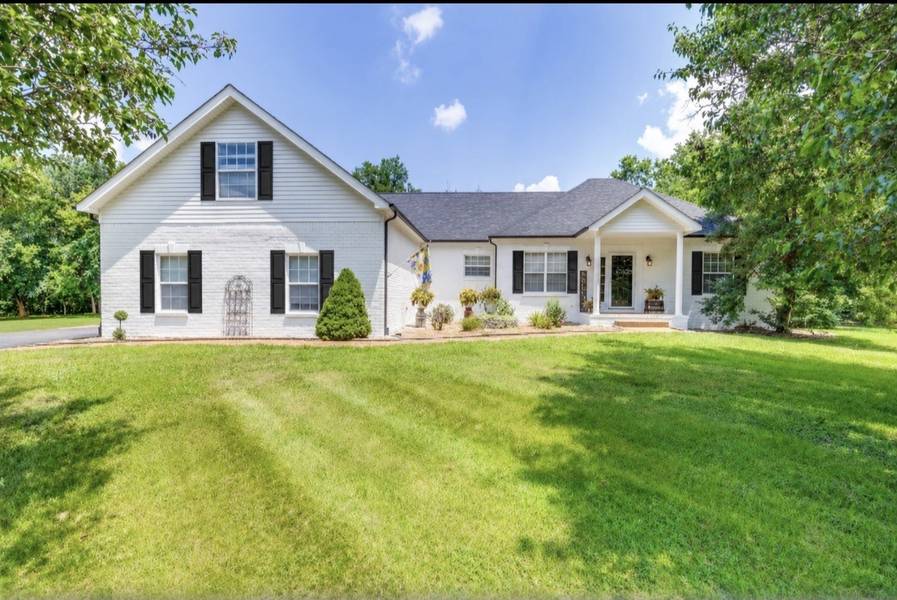 2118 Sue Ln, Spring Hill, TN 37174