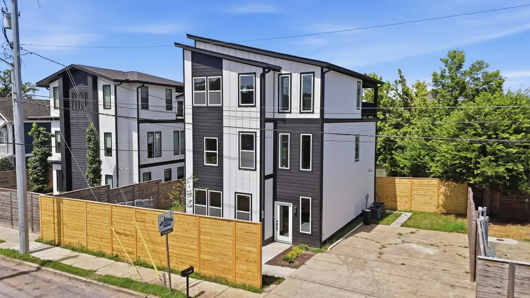 1203 14th Ave #S, Nashville, TN 37212