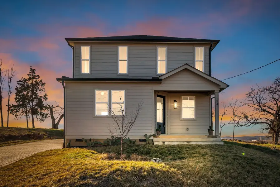 1531 E Stewarts Ln, Nashville, TN 37218