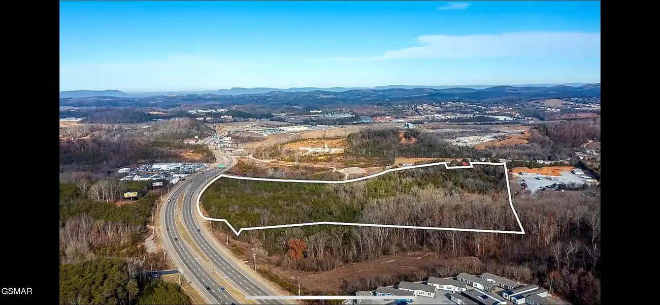 0 E Mount, Kodak, TN 37764