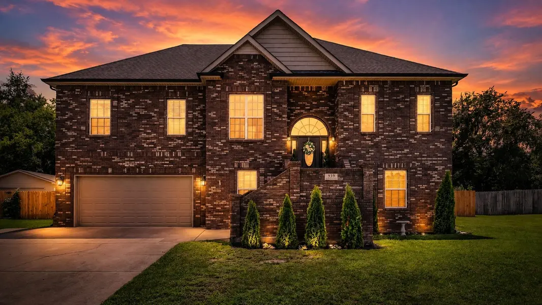 939 Nectar Ct, Adams, TN 37010