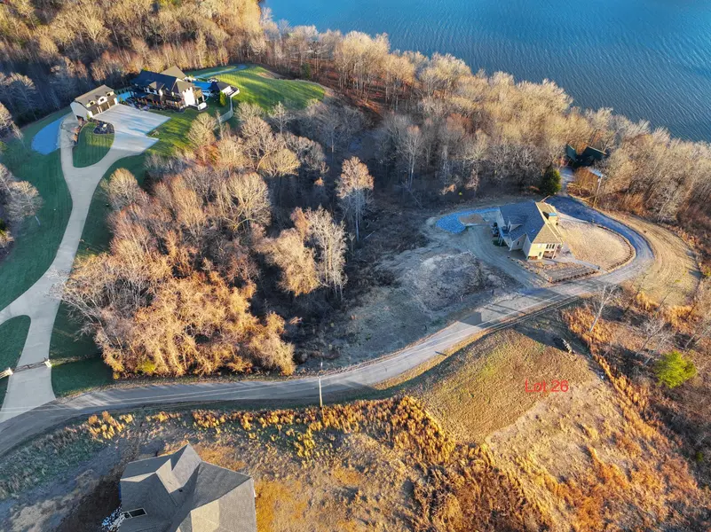 26 River trace Dr, Dover, TN 37058