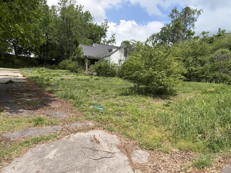 111 Turner St, Ashland City, TN 37015