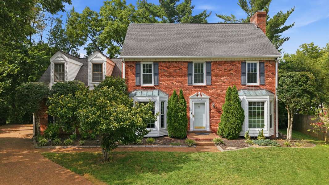 303 W Chownings Ct, Franklin, TN 37064