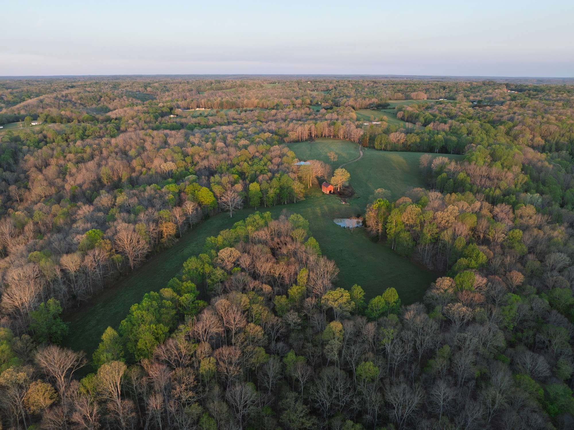 801 Collier Bend Road, Charlotte, TN 37036