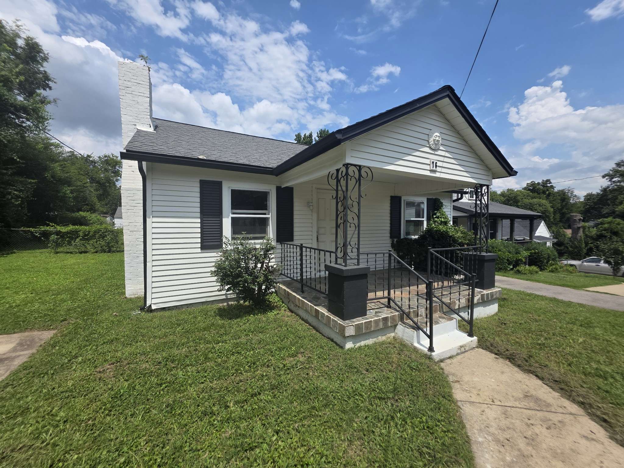 76 Elberta St, Nashville, TN 37210