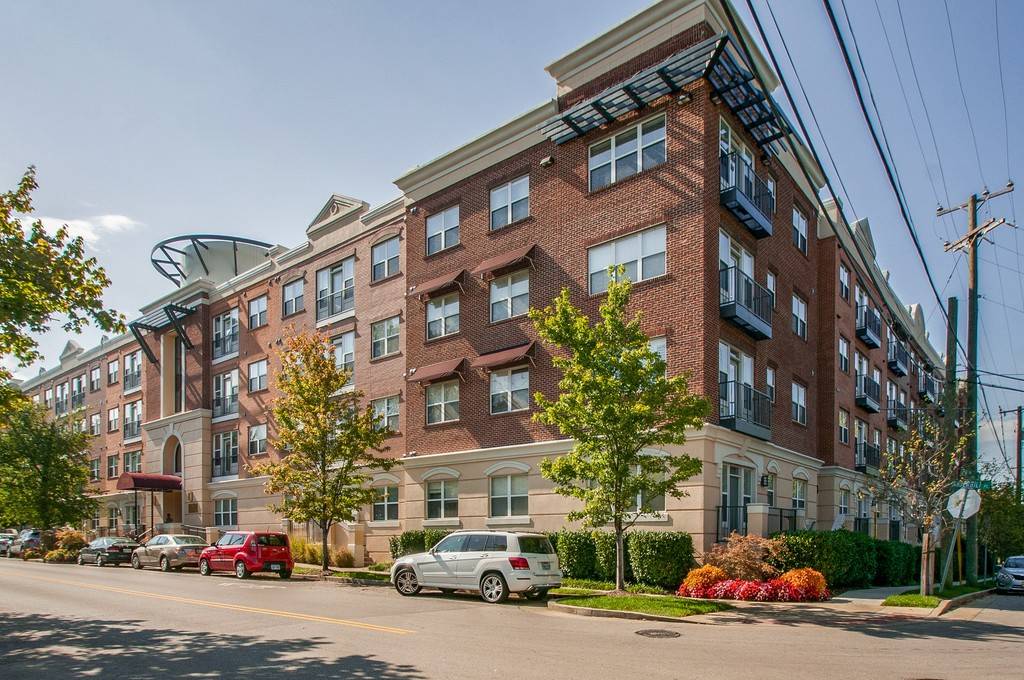 3000 Vanderbilt Pl #445, Nashville, TN 37212