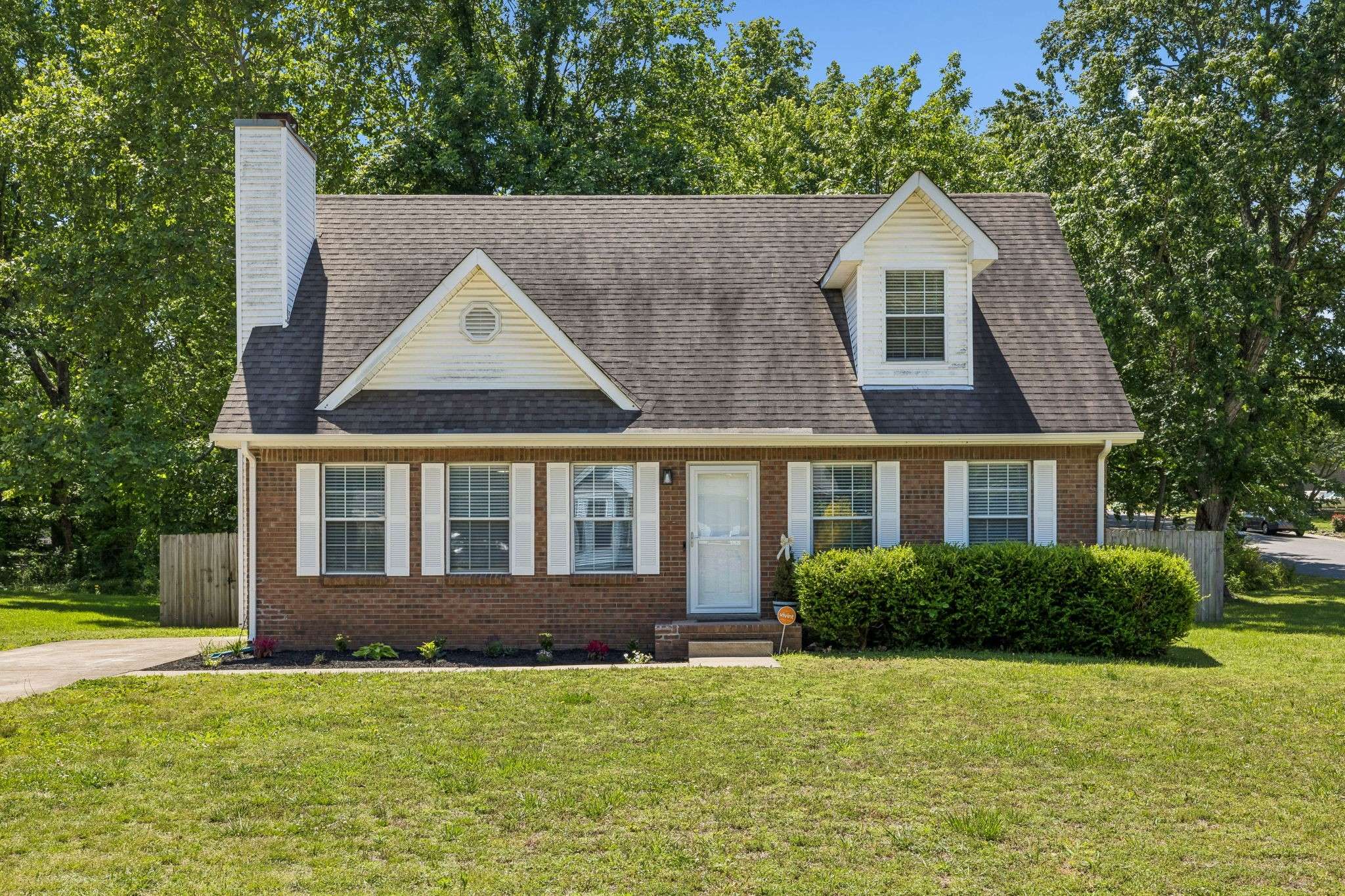186 Pine Mountain Rd, Clarksville, TN 37042