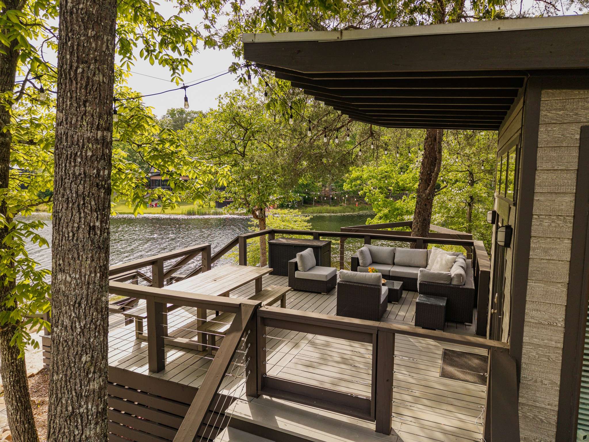 19 Lillypad Ln, Tracy City, TN 37387