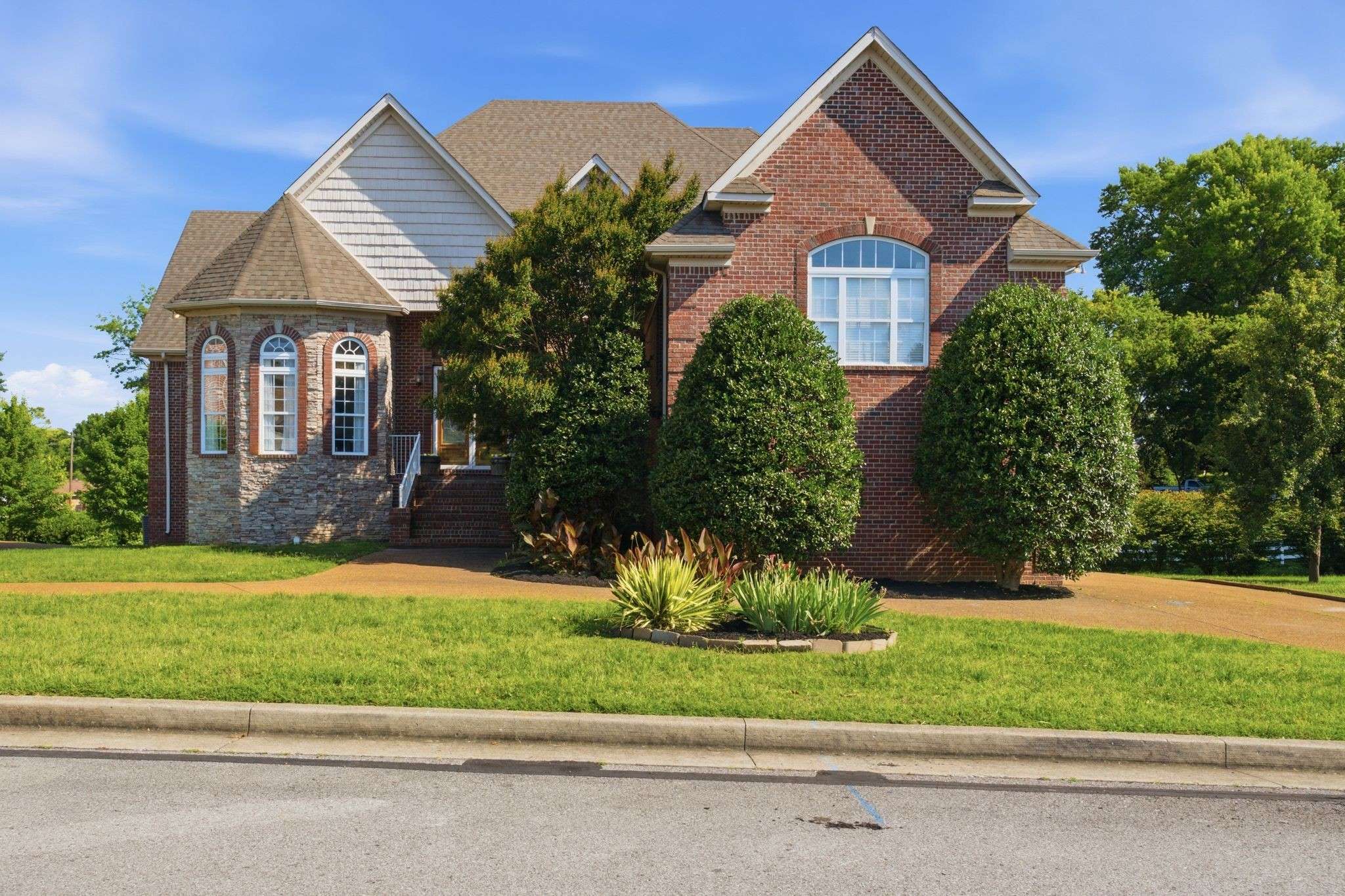 1560 Stokley Ln, Old Hickory, TN 37138