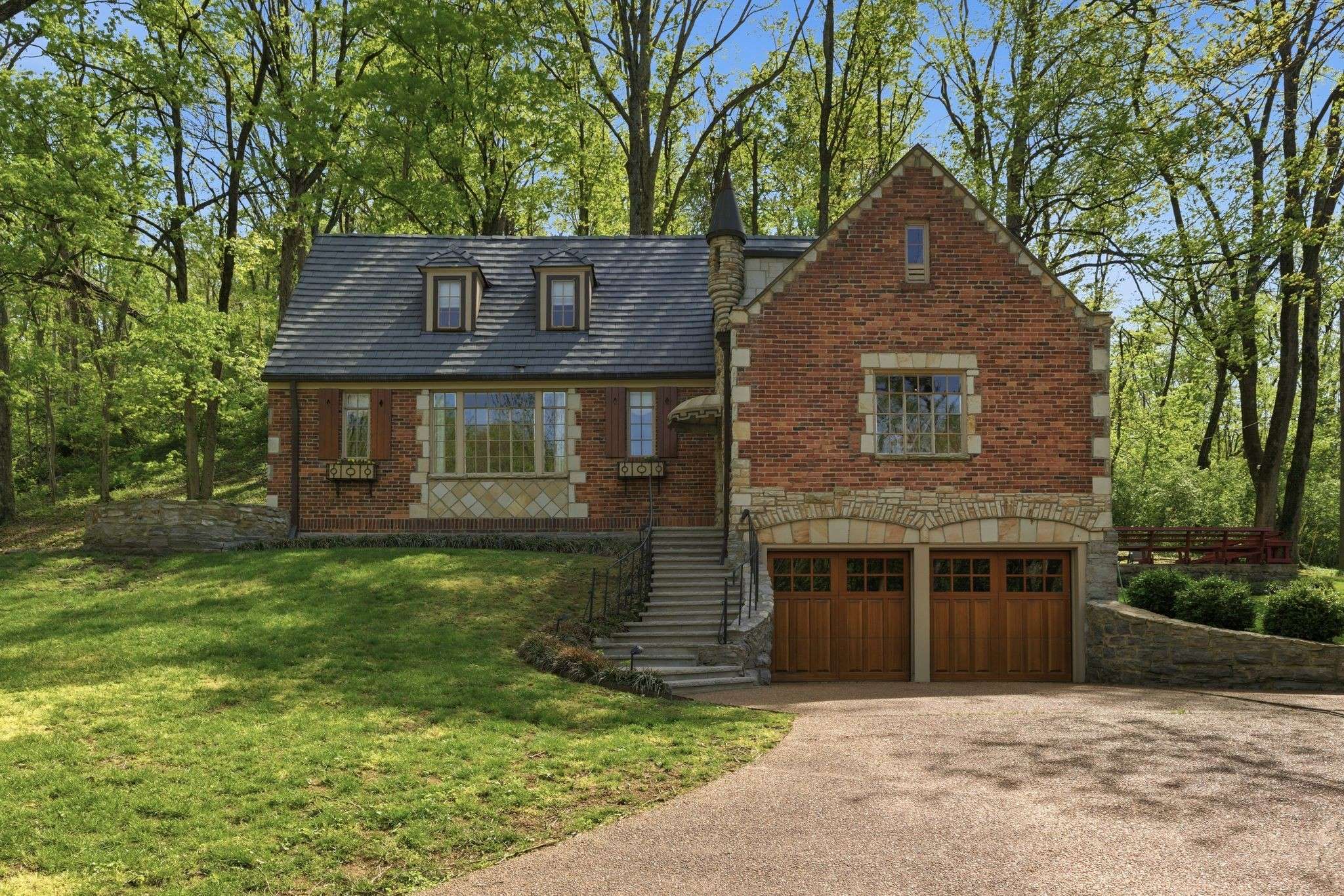5123 Stanford Dr, Nashville, TN 37215