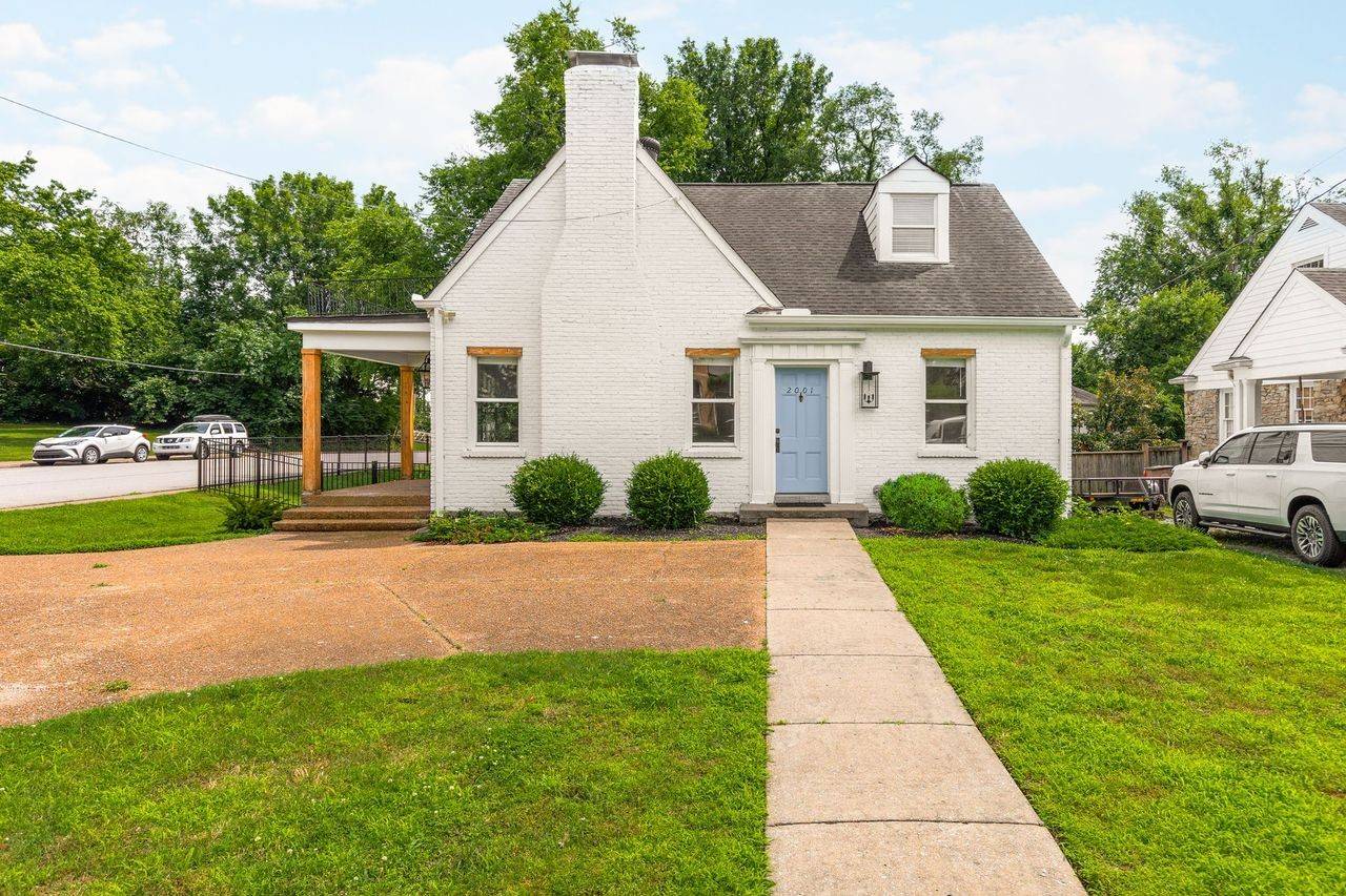 2001 Sweetbriar Ave, Nashville, TN 37212