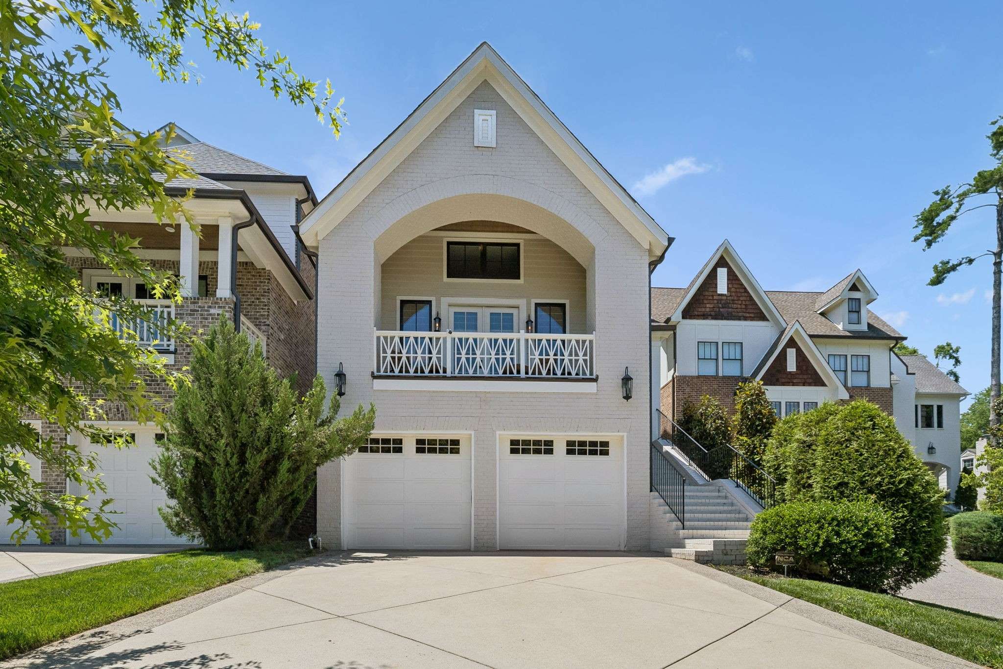 3815A Woodmont Ln, Nashville, TN 37215