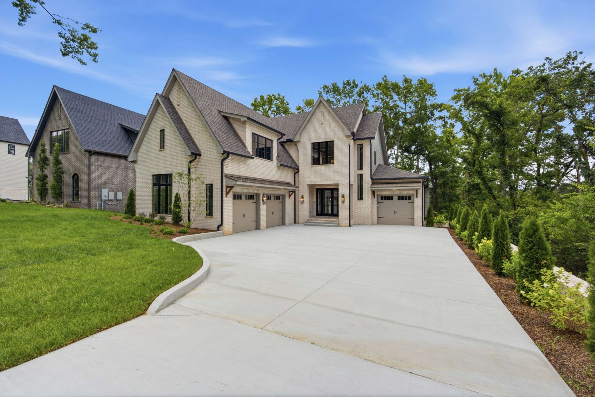1004 Rodney Dr, Nashville, TN 37205