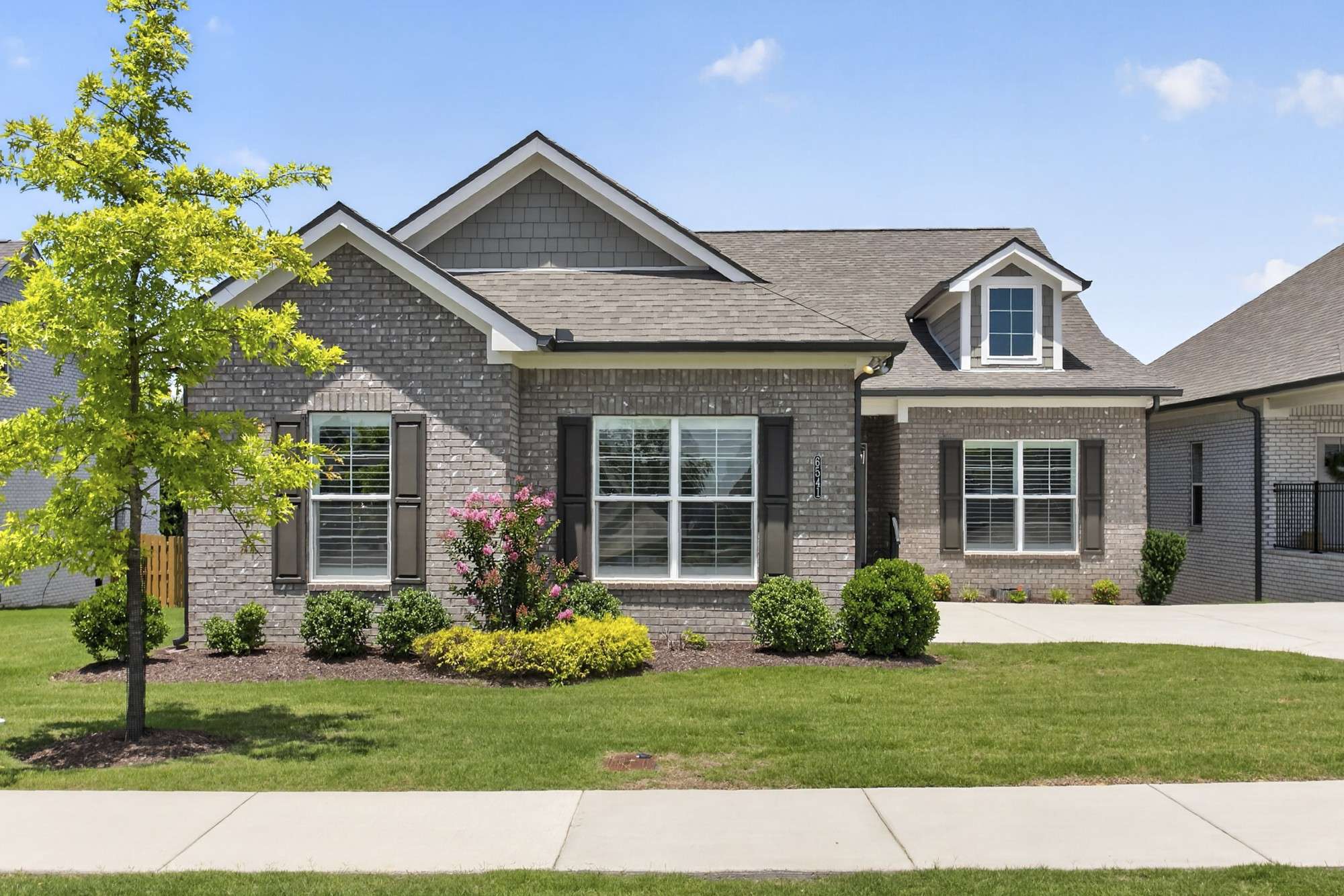 6541 Frye Ln, Hermitage, TN 37076