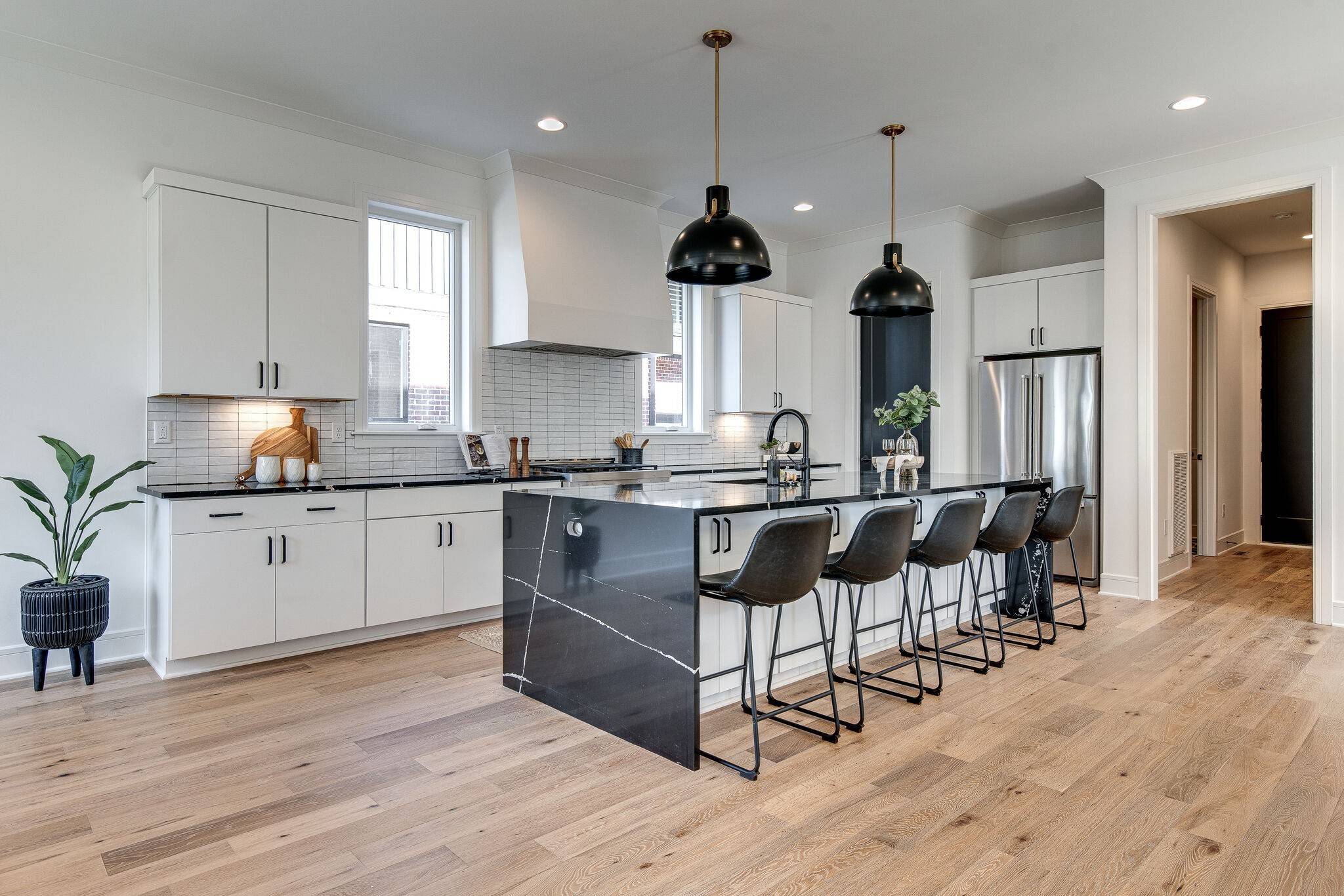 832 W Argyle Ave #B, Nashville, TN 37203