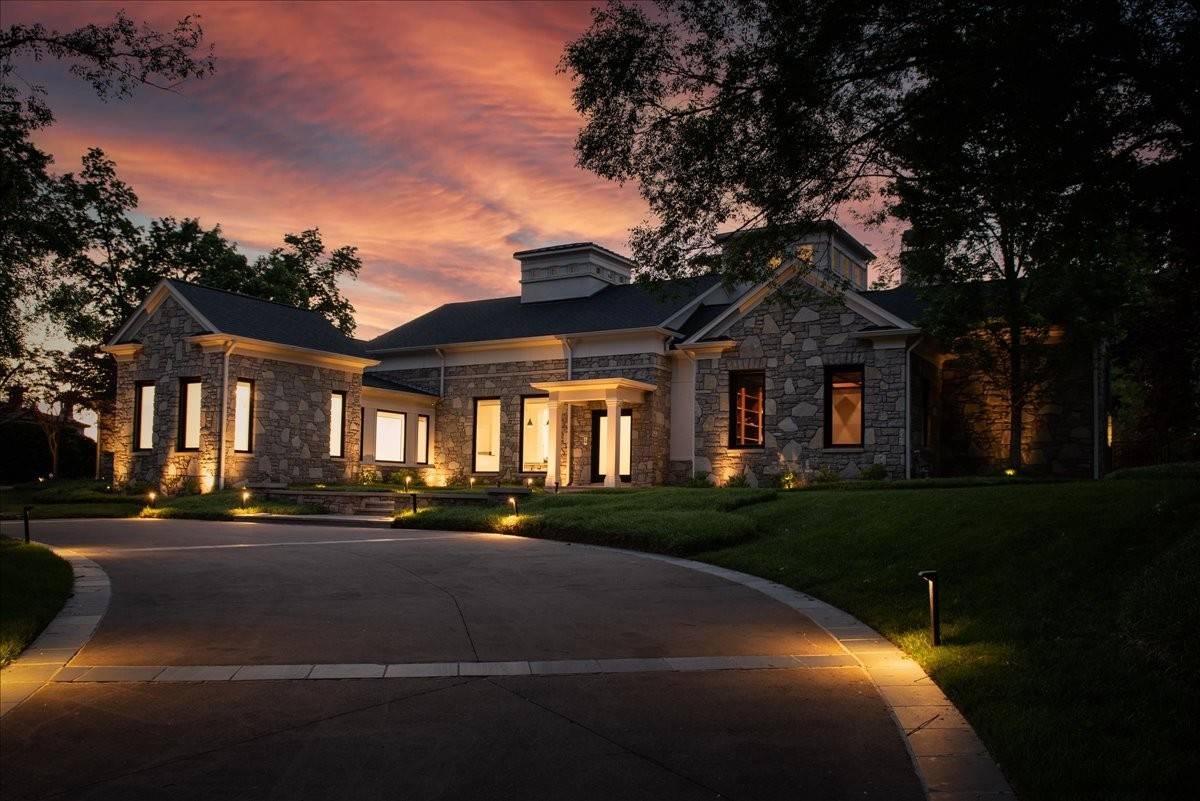 7 Colonel Winstead Dr, Brentwood, TN 37027