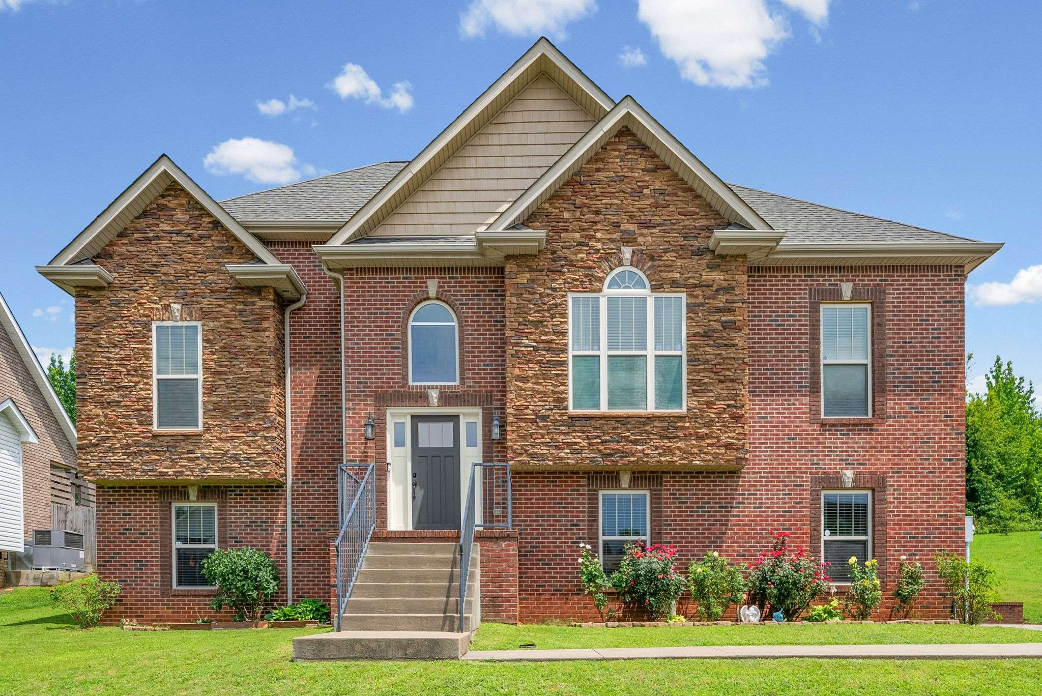 3515 Rabbit Run Trl, Adams, TN 37010