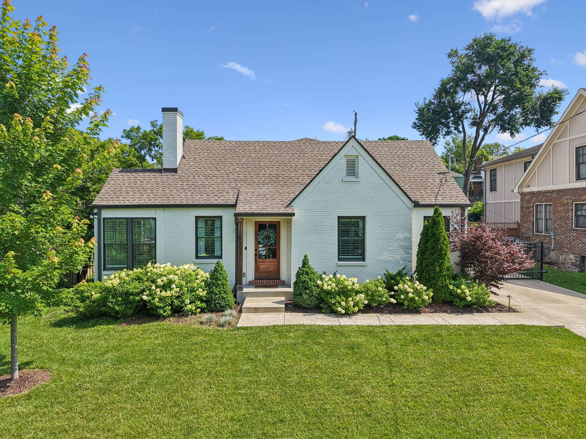 2416 W Linden Ave, Nashville, TN 37212