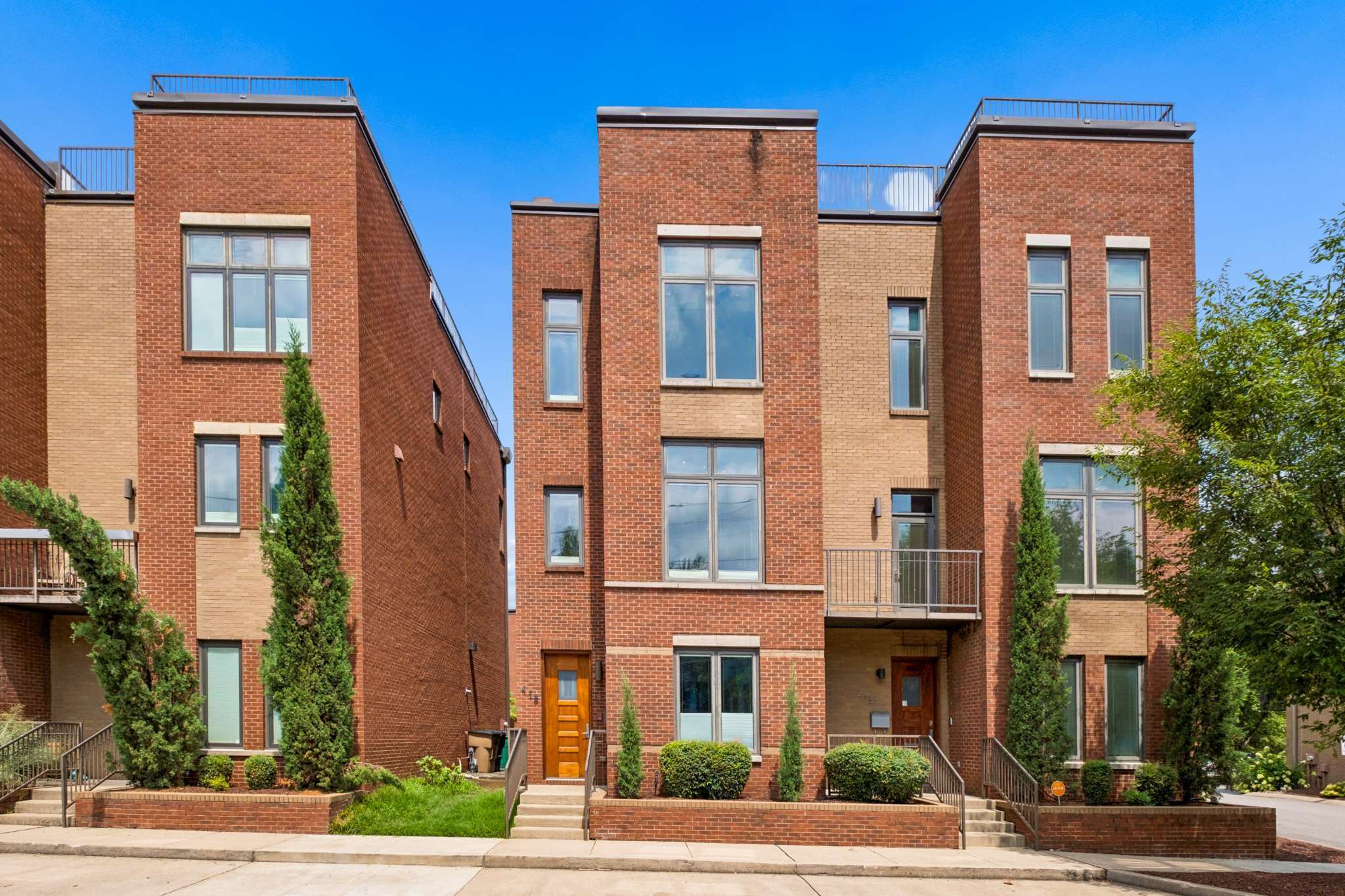 418 Van Buren St, Nashville, TN 37208