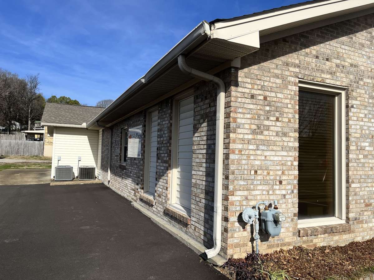 800 Hatcher Ln #A, Columbia, TN 38401
