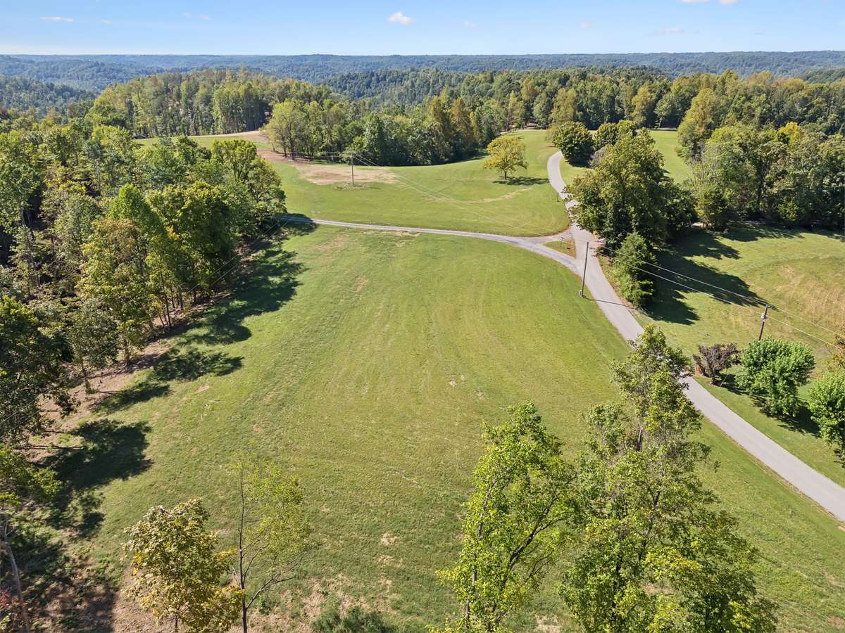 277 Davidson Chapel Ln, Bloomington Springs, TN 38545
