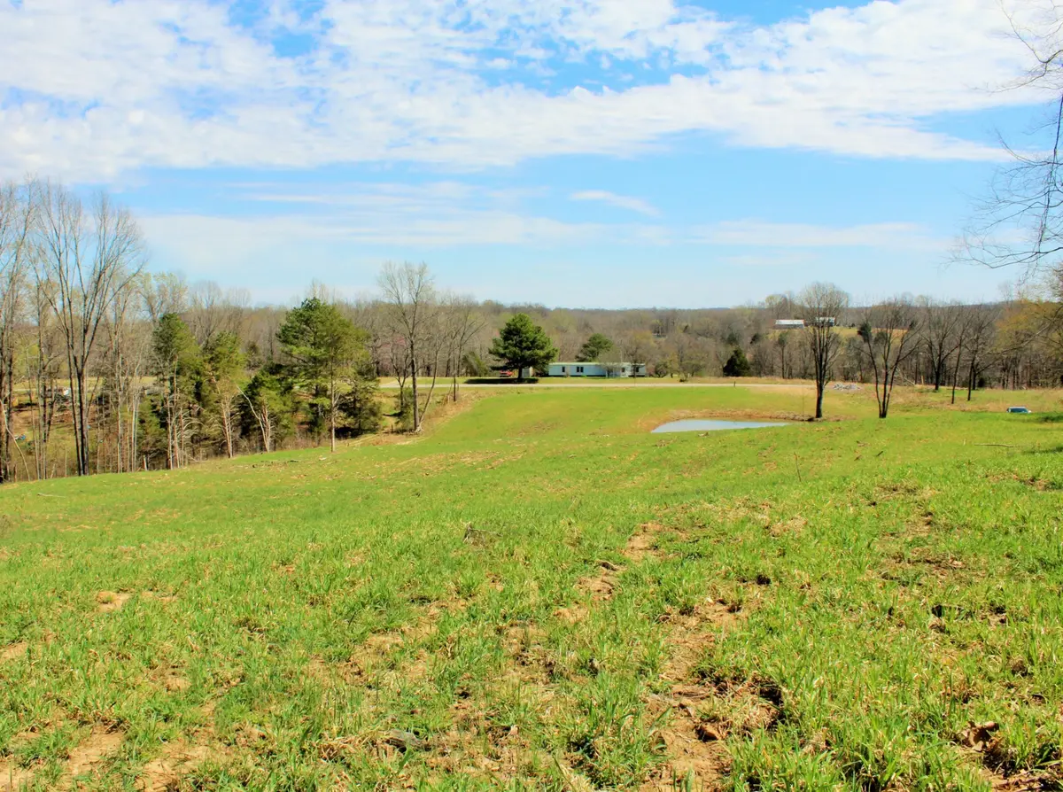 1 Grices Creek Rd, Cumberland City, TN 37050