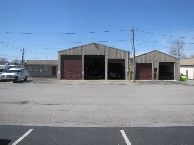 1001 W Main St, Lebanon, TN 37087