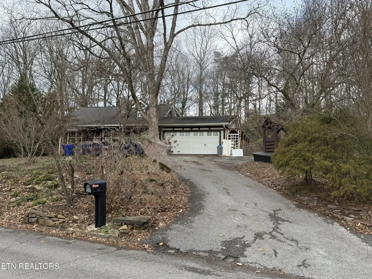 103 Baltimore Drive, Oak Ridge, TN 37830