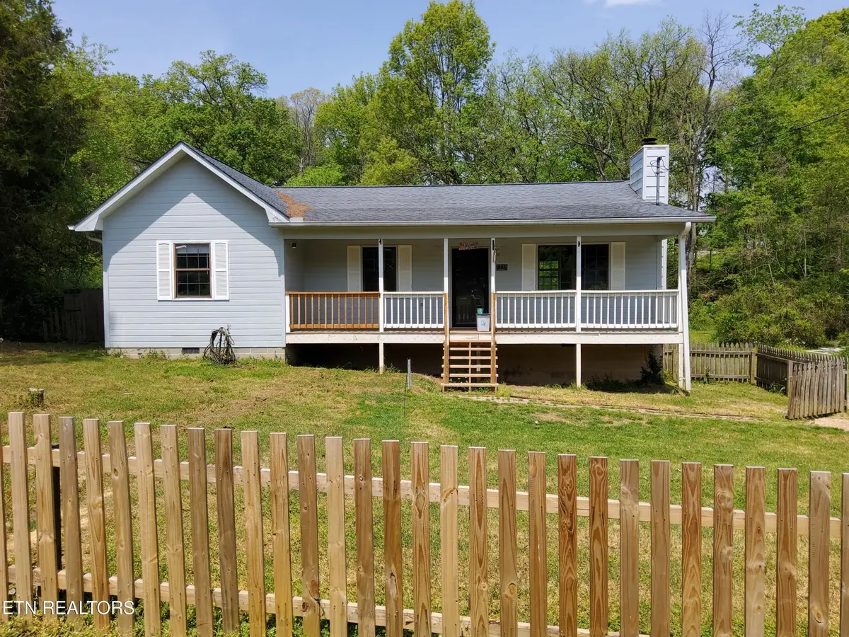 1228 Payne School Drive, Sevierville, TN 37876