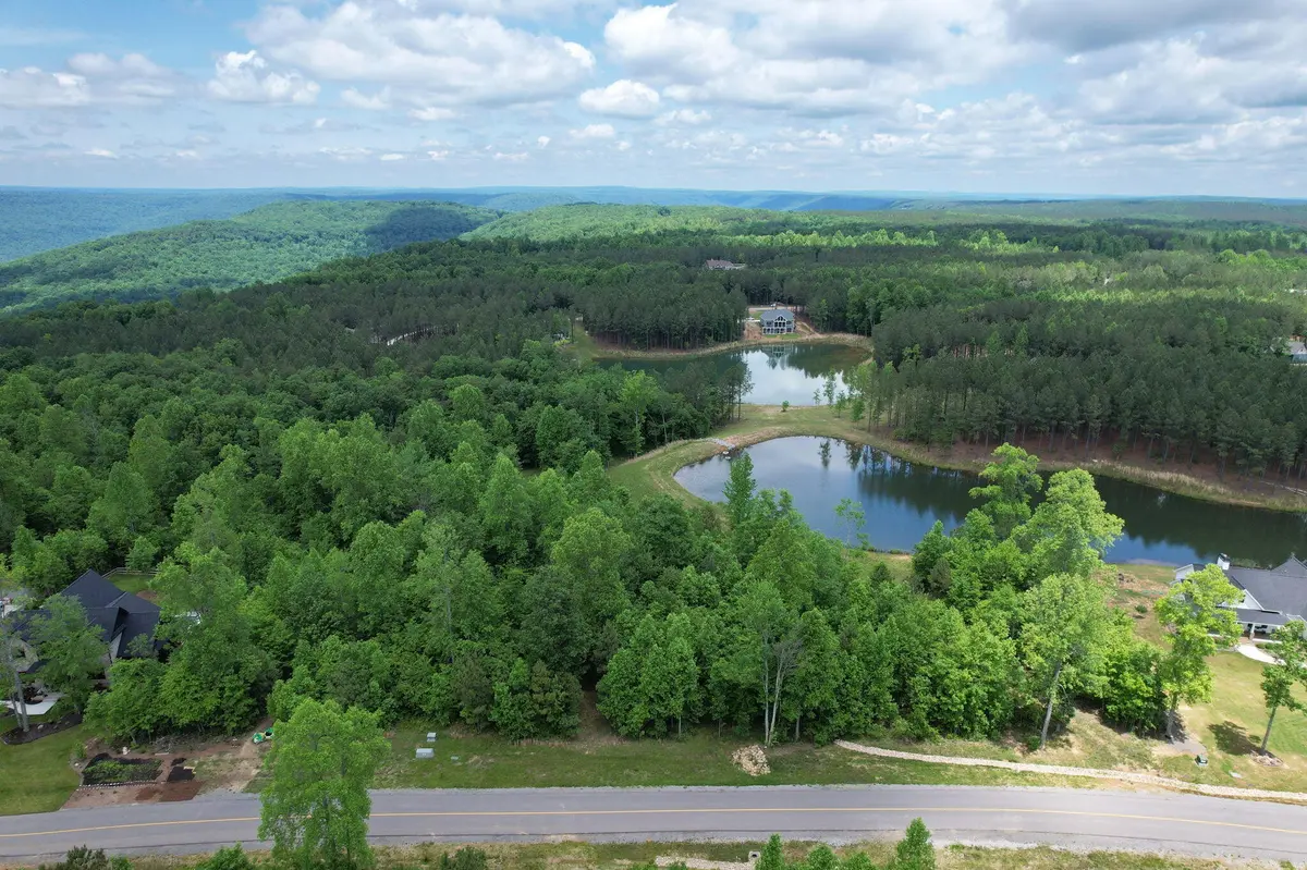460 Cherokee Path, Jasper, TN 37347