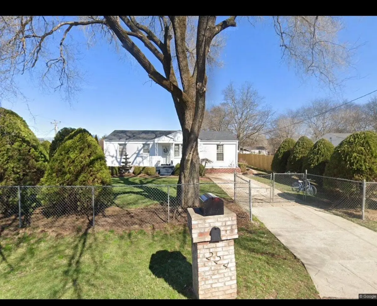 224 Hickory Dr, Franklin, TN 37064