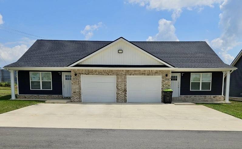 120 Rose Edd Blvd, Oak Grove, KY 42262