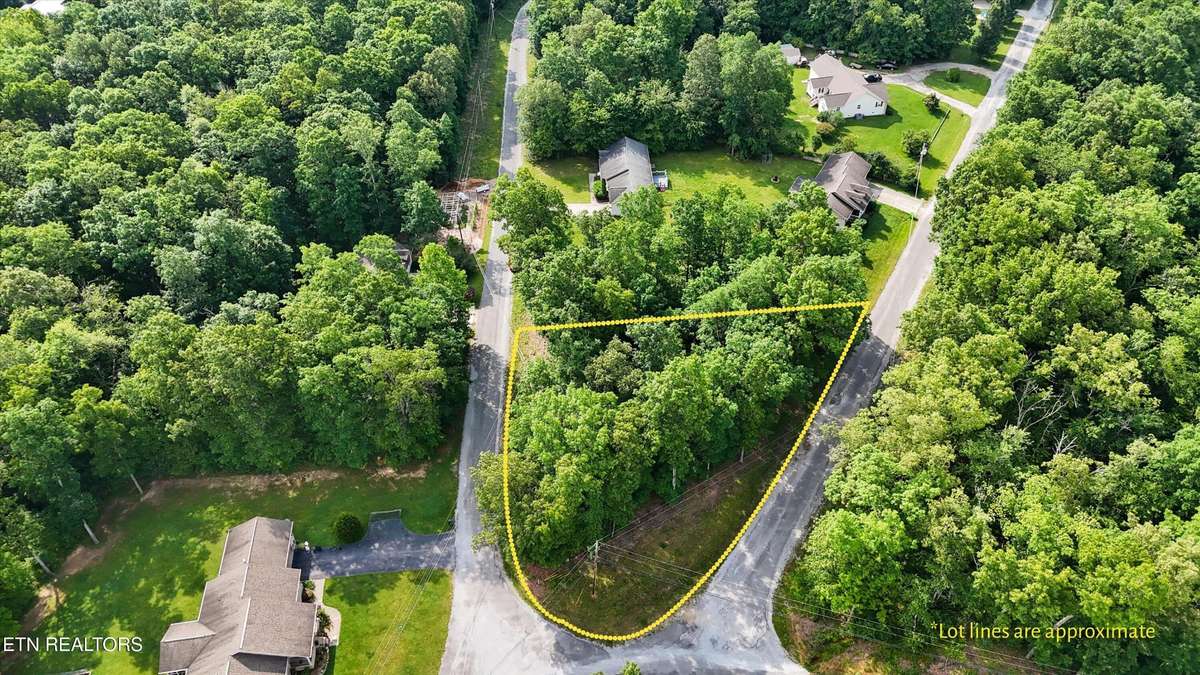600 Aqum Circle, Crossville, TN 38572