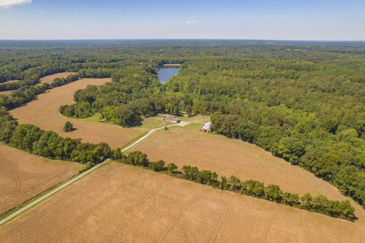 290 Leeford Ln, Cedar Grove, TN 38321