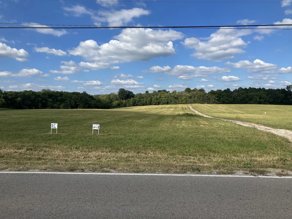 2 Southport RD, Mount Pleasant, TN 38474