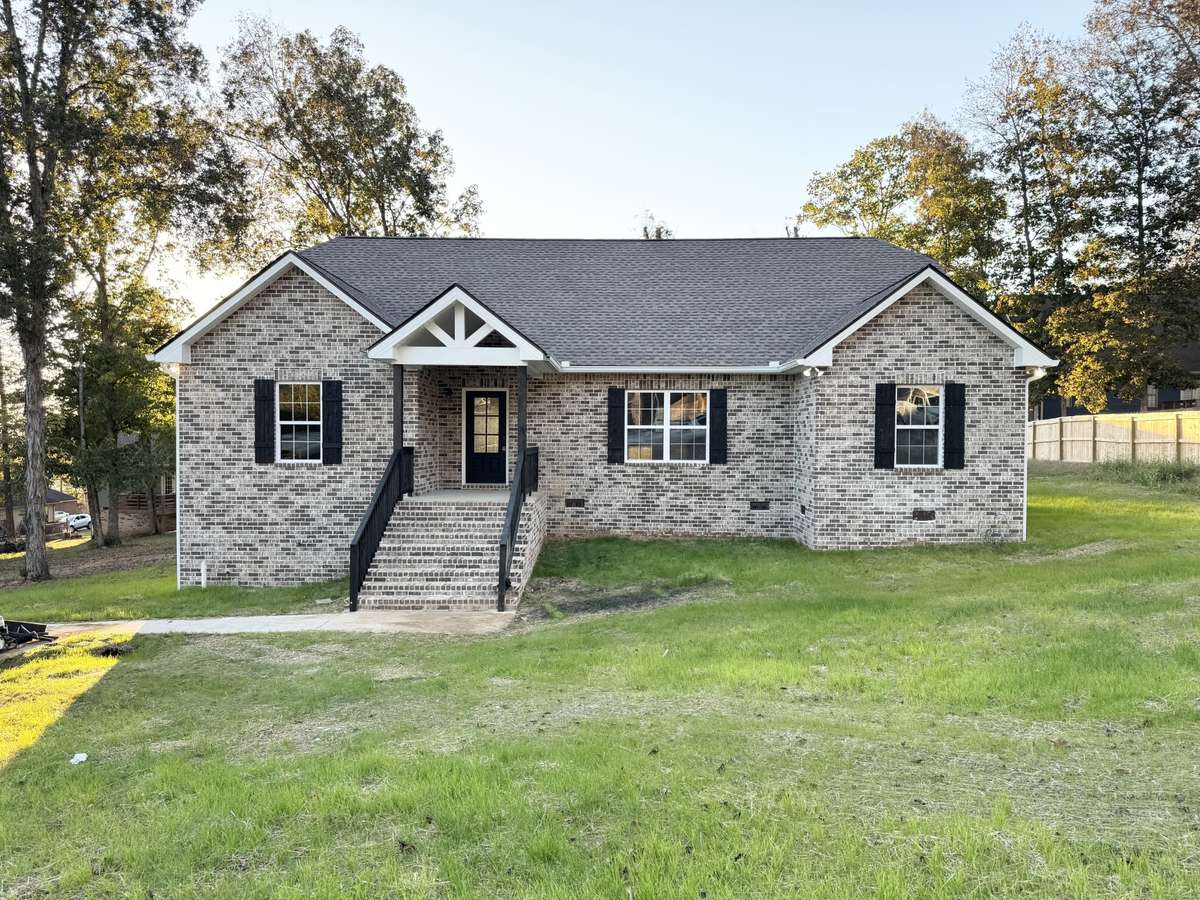 85 Acorn Trl, Hartsville, TN 37074