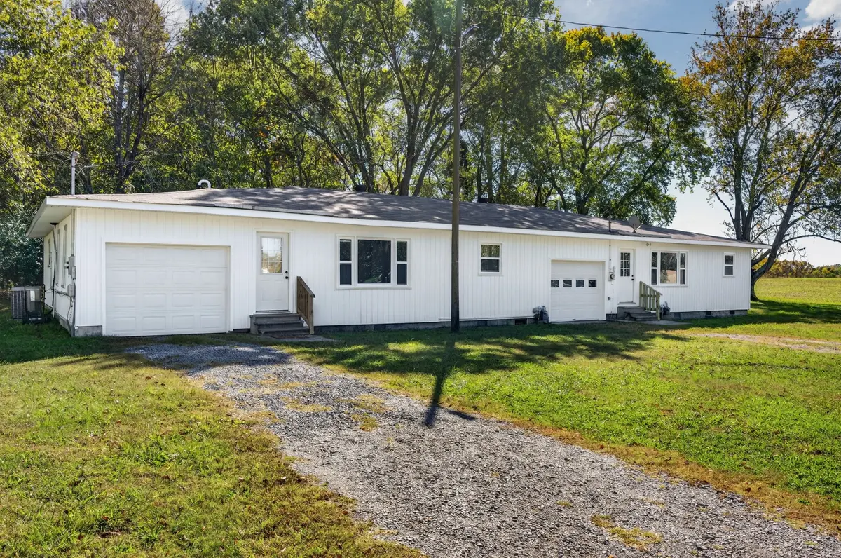 34 S Lincoln Rd, Fayetteville, TN 37334