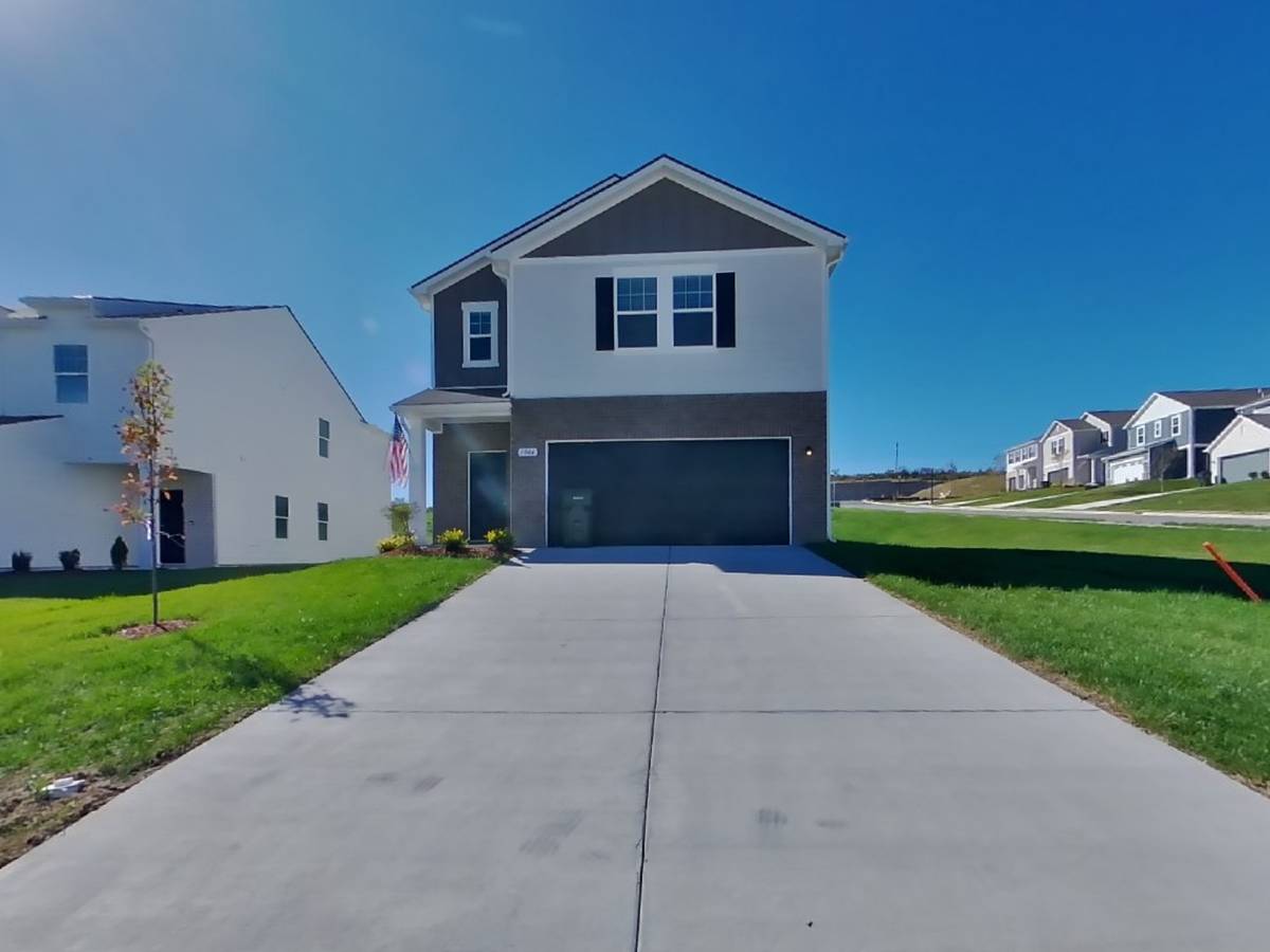 1066 Large Poppy Dr, La Vergne, TN 37086