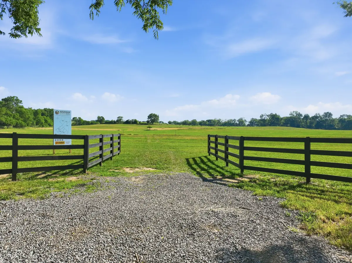 6 Deshea Creek Rd, Gallatin, TN 37066