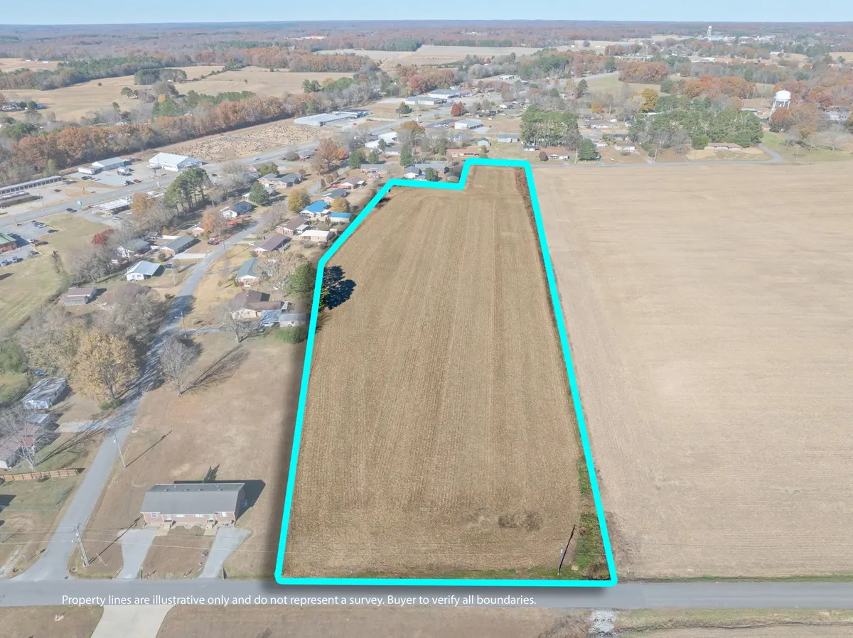 205 Dixon Branch Road #E, Loretto, TN 38469