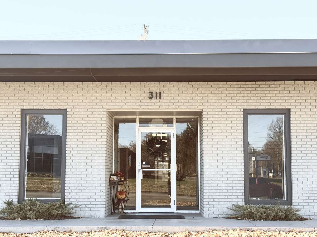 311 N Jackson St Units 3 & 4, Tullahoma, TN 37388
