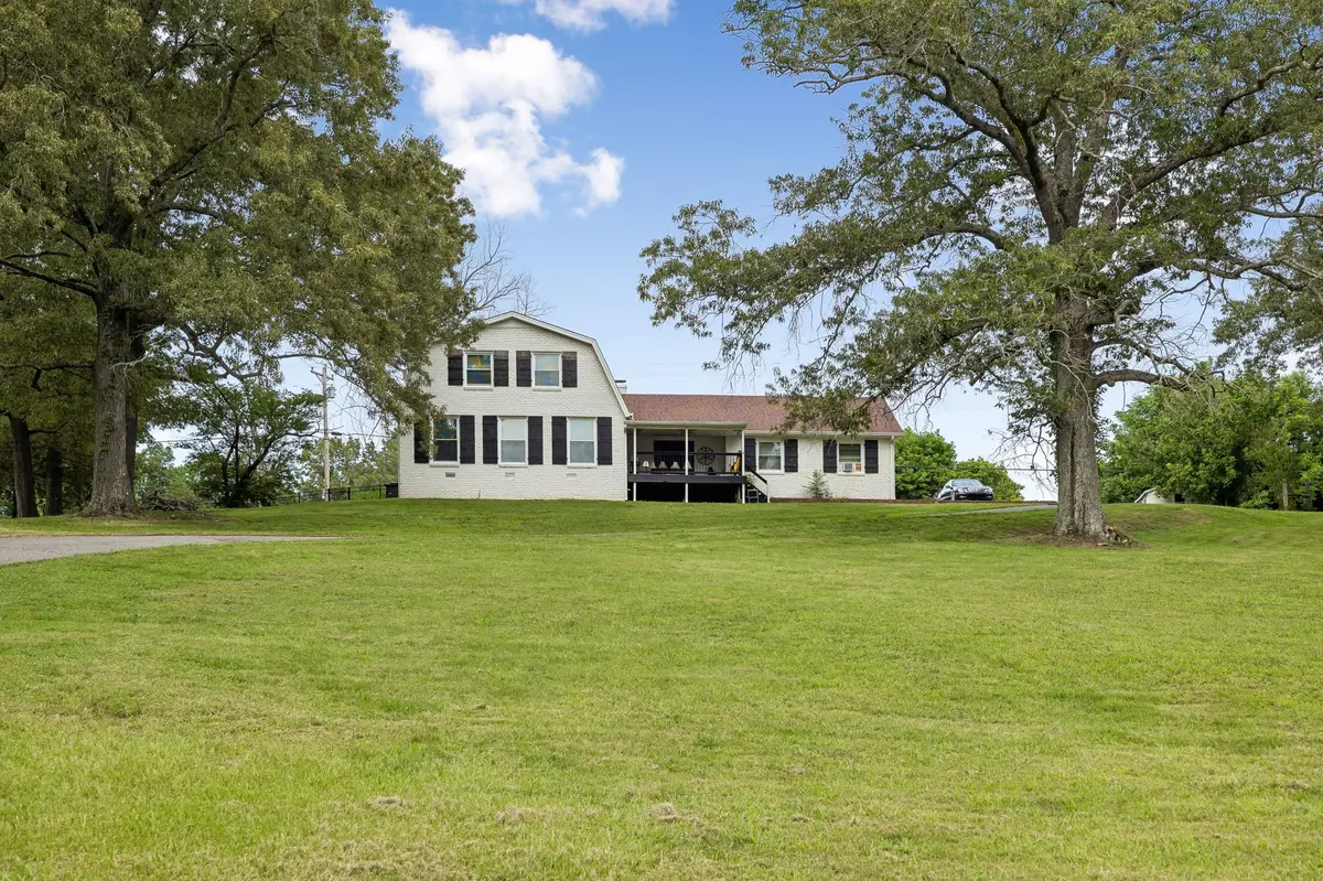 1733 Belotes Ferry Rd, Lebanon, TN 37087