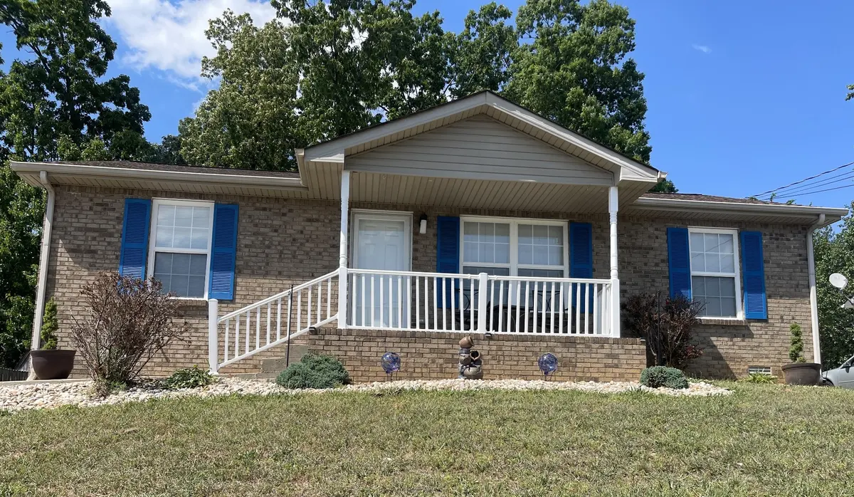 345 Donna Dr, Clarksville, TN 37042
