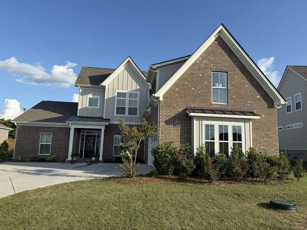 1308 Von Hallen Ct, Murfreesboro, TN 37128