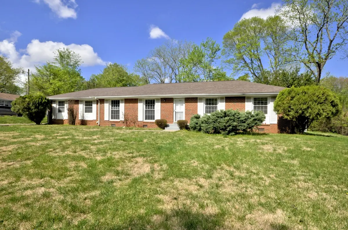 574 ROSEHILL DR, Clarksville, TN 37042